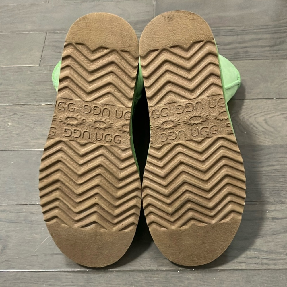 Y2K Vintage Ugg Classic Short Boots Size 6 - Picture 9 of 14